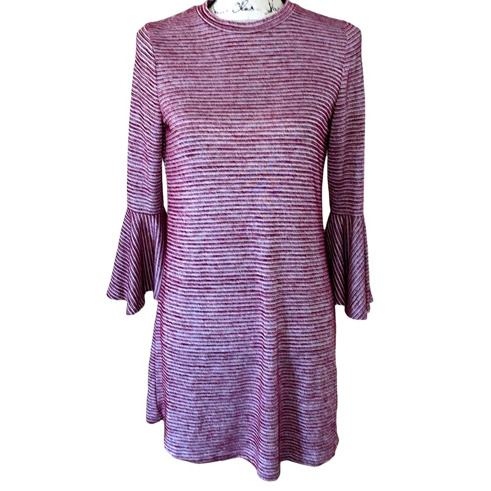 SPEECHLESS flare‎ sleeve sweater dress small